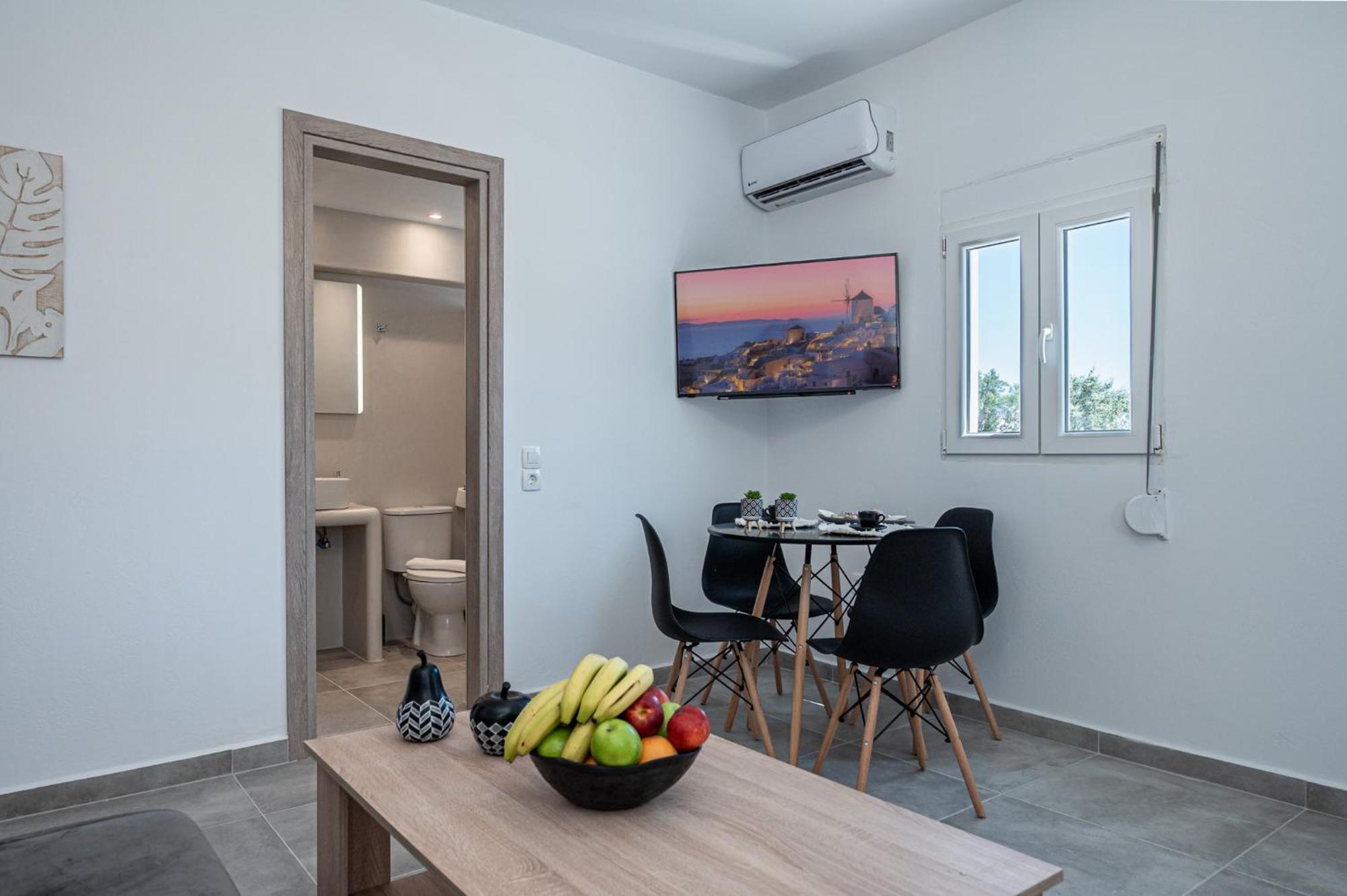 אימרוביגלי Grand Village מראה חיצוני תמונה